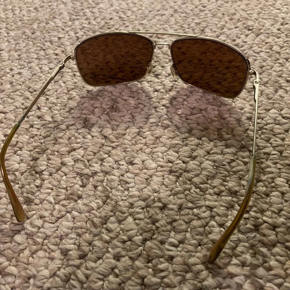 Suncloud Men's Gold Aviator Sunglasses with Hard Case One Size (Like New) - Picture 3 of 5